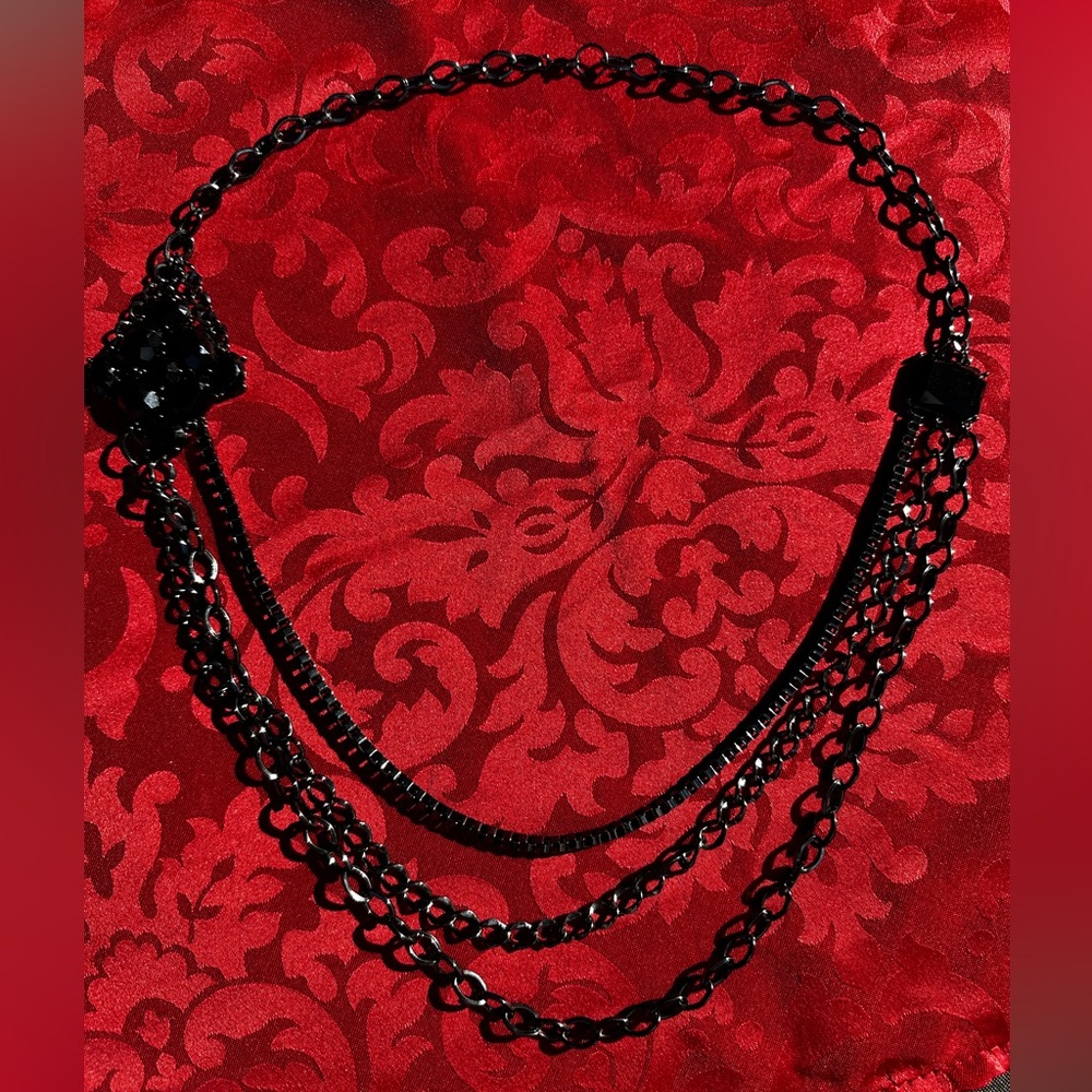 NWOT Chunky Long Elegant Black Multiple Chains Necklace With Rhinestones